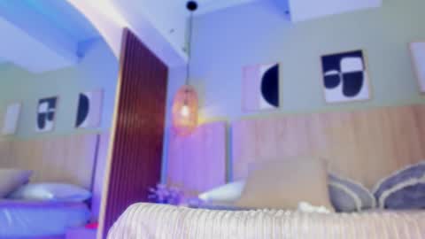 Holly online show from 01.09.26