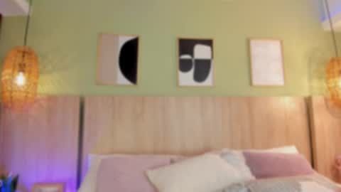 Holly online show from 02.20.26