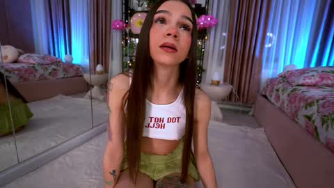 Snapshot of oh_m_god chatting on 02.02.26 oh_m_god online show from 02.02.26