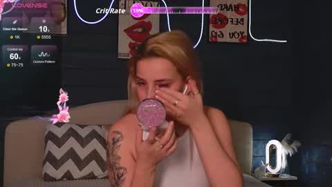 oh_my_julia online show from 11.02.25