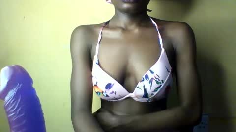 Snapshot of oh_sexyphilo chatting on 09.30.25 philo bby online show from 09.30.25