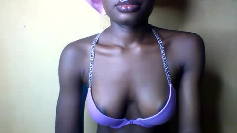 Snapshot of oh_sexyphilo chatting on 10.15.25 philo bby online show from 10.15.25