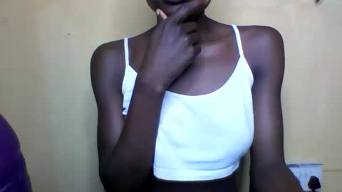 Snapshot of oh_sexyphilo chatting on 10.18.25 philo bby online show from 10.18.25