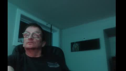 Snapshot of ohbitt chatting on 01.05.25 ohbitt online show from 01.05.25