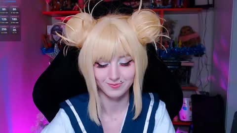 Snapshot of ohclementinee chatting on 12.17.24 Clementine Clem online show from 12.17.24