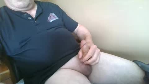 Snapshot of ohcleveland chatting on 02.20.25 OhCleveland online show from 02.20.25