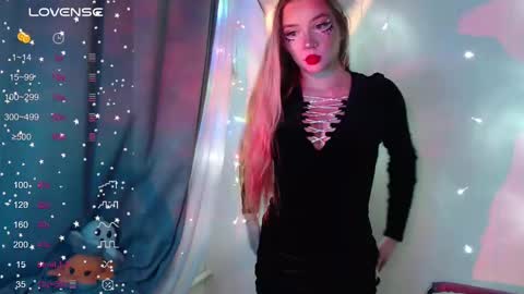 Snapshot of ohiko4545 chatting on 03.04.25 katarina online show from 03.04.25