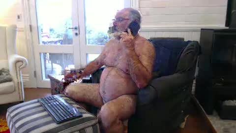 Snapshot of ohjonny55 chatting on 12.03.24 Ohjonny online show from 12.03.24
