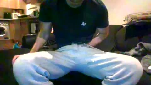 Snapshot of ohmibodslave chatting on 12.26.24 TheDee online show from 12.26.24