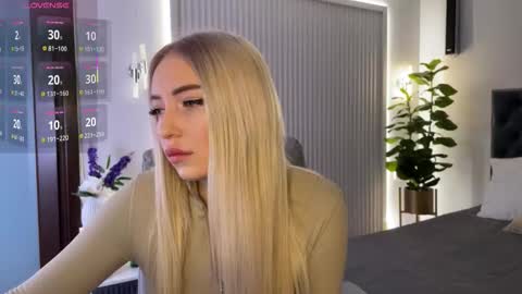 Emma online show from 11.21.25