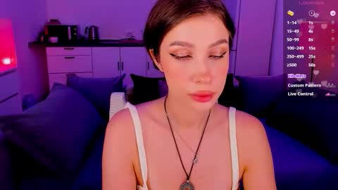 Light  online show from 11.21.25