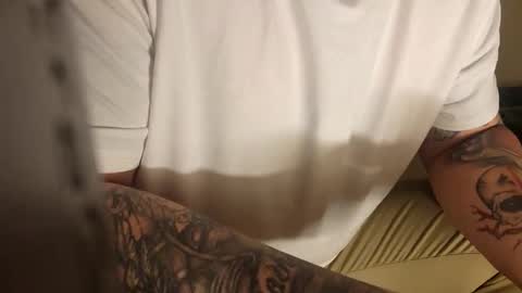 Snapshot of ohmyukno chatting on 03.30.26 ohmyukno online show from 03.30.26