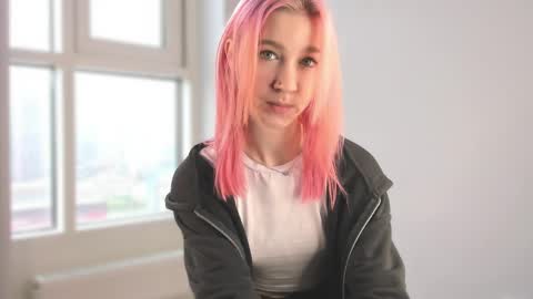 Emi and Ohpi online show from 04.26.26