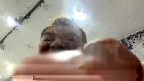 Snapshot of ohshxt chatting on 10.29.25 ohshxt online show from 10.29.25