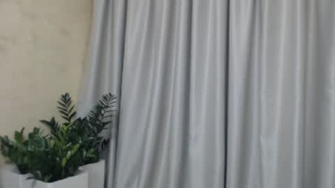 Mari online show from 12.17.24