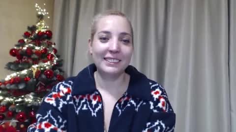 Mari online show from 12.21.25