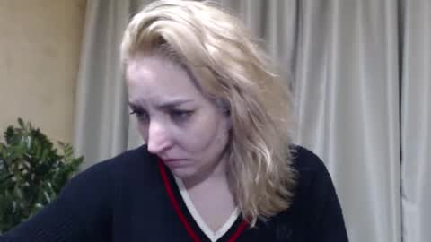 Mari online show from 02.18.26