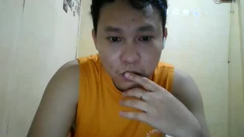 Snapshot of ohyeah006 chatting on 11.16.25 ohyeah006 online show from 11.16.25