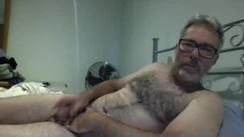 oiledcouple1 online show from 10.11.25