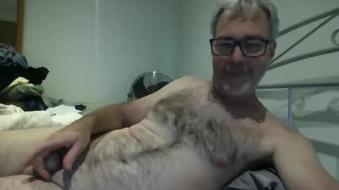 oiledcouple1 online show from 11.04.25