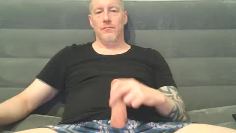 Snapshot of olavdelux chatting on 06.27.26 olavdelux online show from 06.27.26