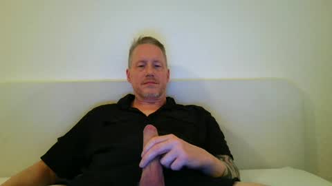 Snapshot of olavdelux chatting on 07.02.26 olavdelux online show from 07.02.26