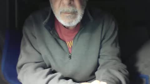 Snapshot of old_bald63 chatting on 12.28.24 old_bald63 online show from 12.28.24