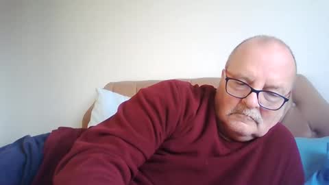 Snapshot of old_fkr chatting on 12.24.24 old_fkr online show from 12.24.24