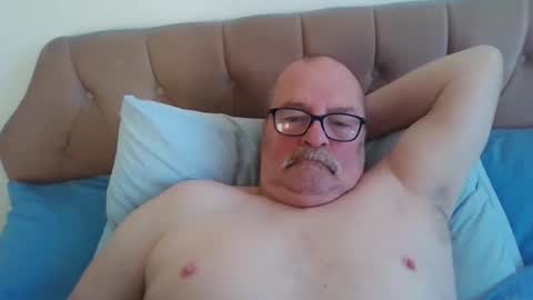 Snapshot of old_fkr chatting on 12.26.24 old_fkr online show from 12.26.24