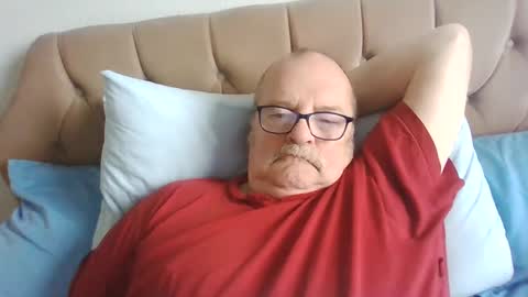 Snapshot of old_fkr chatting on 01.06.25 old_fkr online show from 01.06.25