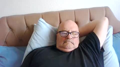 Snapshot of old_fkr chatting on 01.15.25 old_fkr online show from 01.15.25