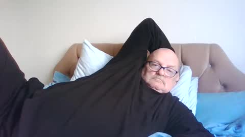 Snapshot of old_fkr chatting on 01.17.25 old_fkr online show from 01.17.25