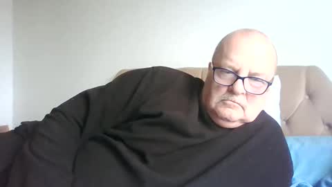 Snapshot of old_fkr chatting on 01.19.25 old_fkr online show from 01.19.25