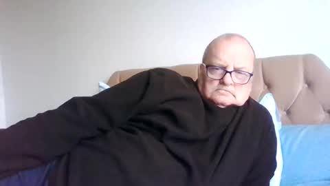 Snapshot of old_fkr chatting on 02.09.25 old_fkr online show from 02.09.25