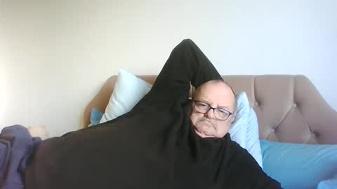 Snapshot of old_fkr chatting on 02.24.25 old_fkr online show from 02.24.25