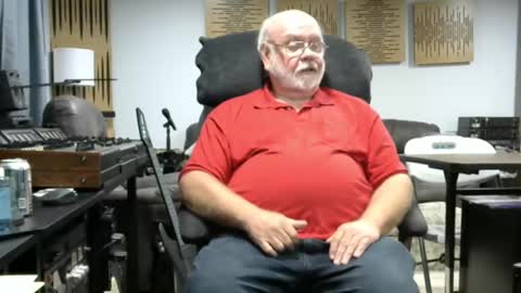 Snapshot of old_guy111 chatting on 09.11.25 old_guy111 online show from 09.11.25