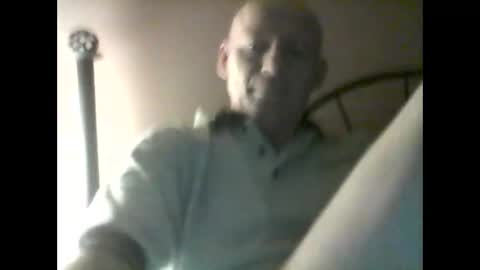 Snapshot of oldbuthorny62 chatting on 01.06.25 oldbuthorny62 online show from 01.06.25