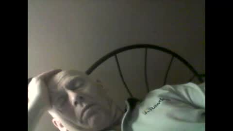 Snapshot of oldbuthorny62 chatting on 01.18.25 oldbuthorny62 online show from 01.18.25