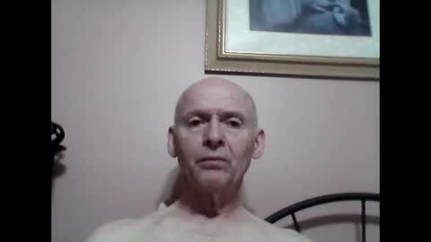 Snapshot of oldbuthorny62 chatting on 01.19.25 oldbuthorny62 online show from 01.19.25