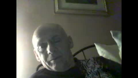 Snapshot of oldbuthorny62 chatting on 01.22.25 oldbuthorny62 online show from 01.22.25