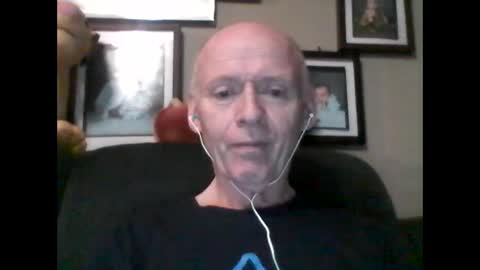 Snapshot of oldbuthorny62 chatting on 01.31.25 oldbuthorny62 online show from 01.31.25