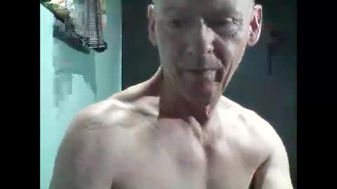 Snapshot of oldbuthorny62 chatting on 02.21.25 oldbuthorny62 online show from 02.21.25