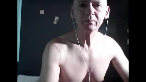 Snapshot of oldbuthorny62 chatting on 02.22.25 oldbuthorny62 online show from 02.22.25