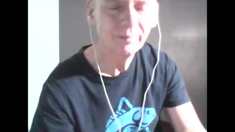 Snapshot of oldbuthorny62 chatting on 02.26.25 oldbuthorny62 online show from 02.26.25