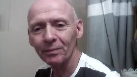 oldbuthorny62 online show from 10.27.25