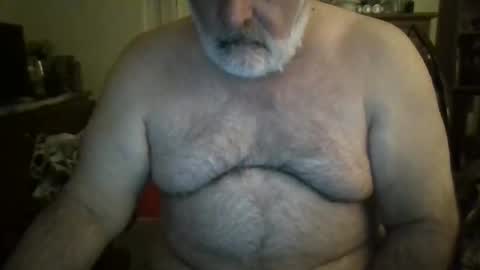 Snapshot of oldcockforyngladies chatting on 01.29.25 oldcockforyngladies online show from 01.29.25