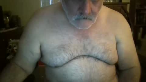 Snapshot of oldcockforyngladies chatting on 02.06.25 oldcockforyngladies online show from 02.06.25