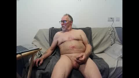 oldercock1411 online show from 11.25.25