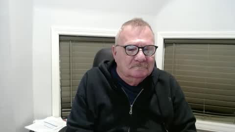 Snapshot of oldguybigd chatting on 04.14.26 oldguybigd online show from 04.14.26
