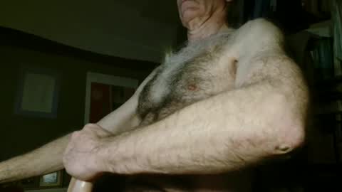 Snapshot of oldhairybastard chatting on 04.15.26 oldhairybastard online show from 04.15.26